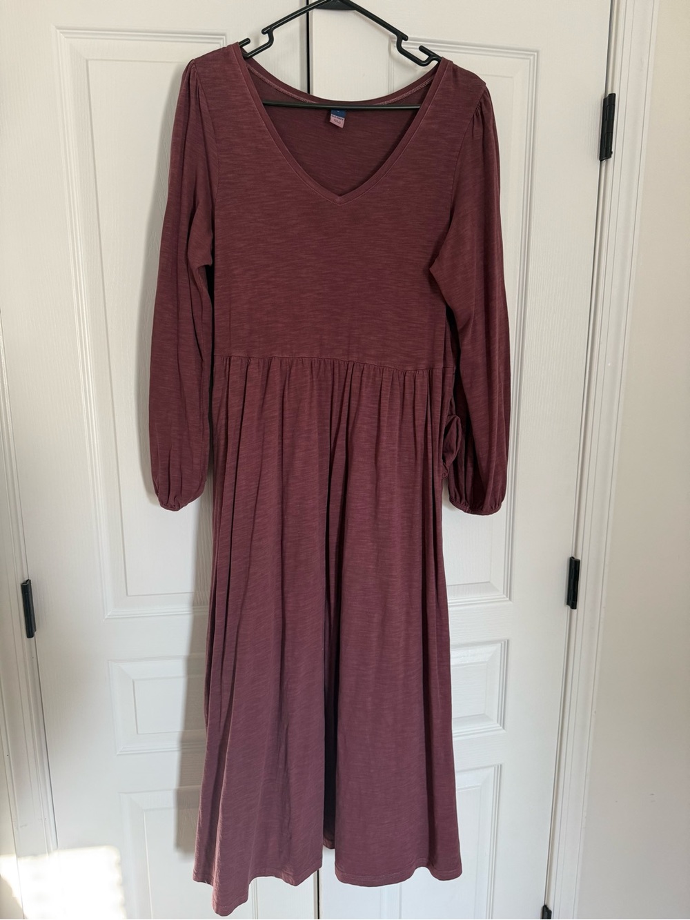 Old Navy Mauve V-Neck Tee